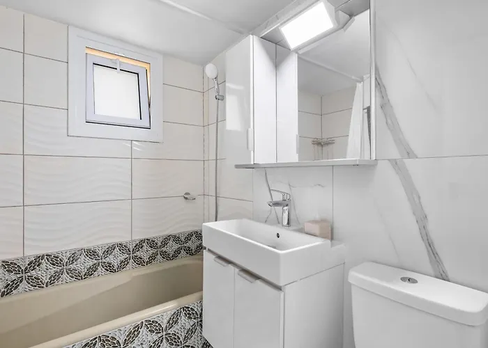 Family 3 Bedroom With Terrace * Larnaca