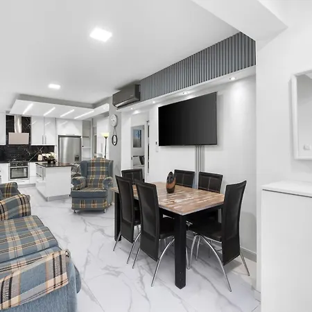 Family 3 Bedroom With Terrace Ларнака